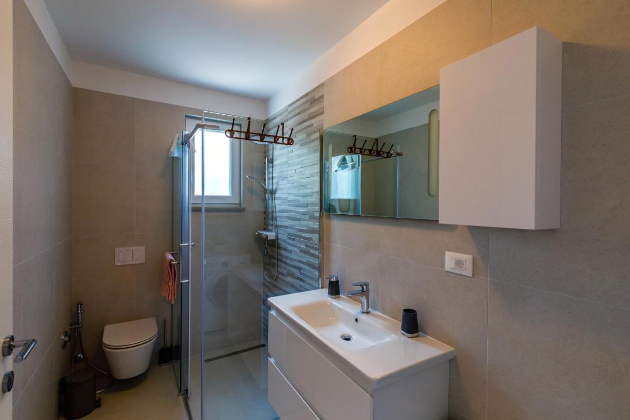 Apartment "Villa M" Кострена Екстер'єр фото