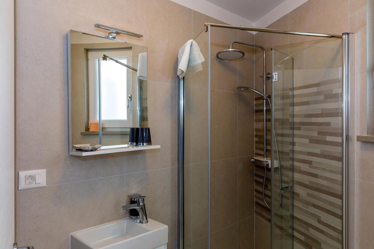 Apartment "Villa M" Кострена Екстер'єр фото